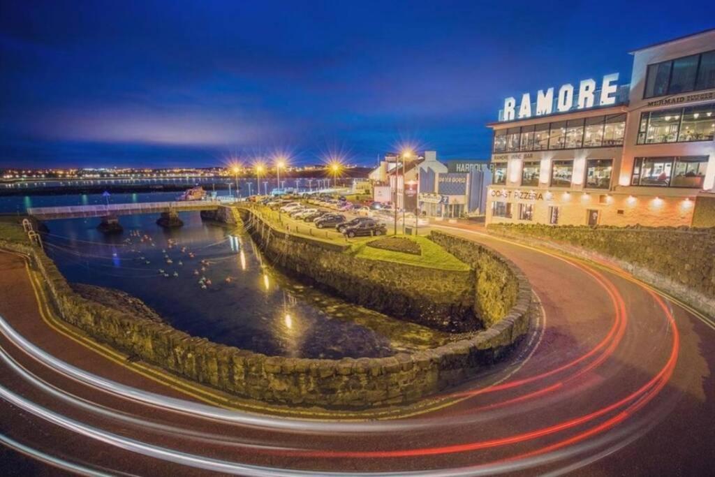 Luxurious Beach Front Apartment In Portrush Zewnętrze zdjęcie
